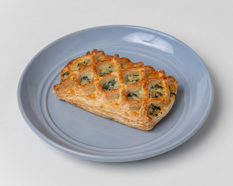 Lattice spinach and feta strudel